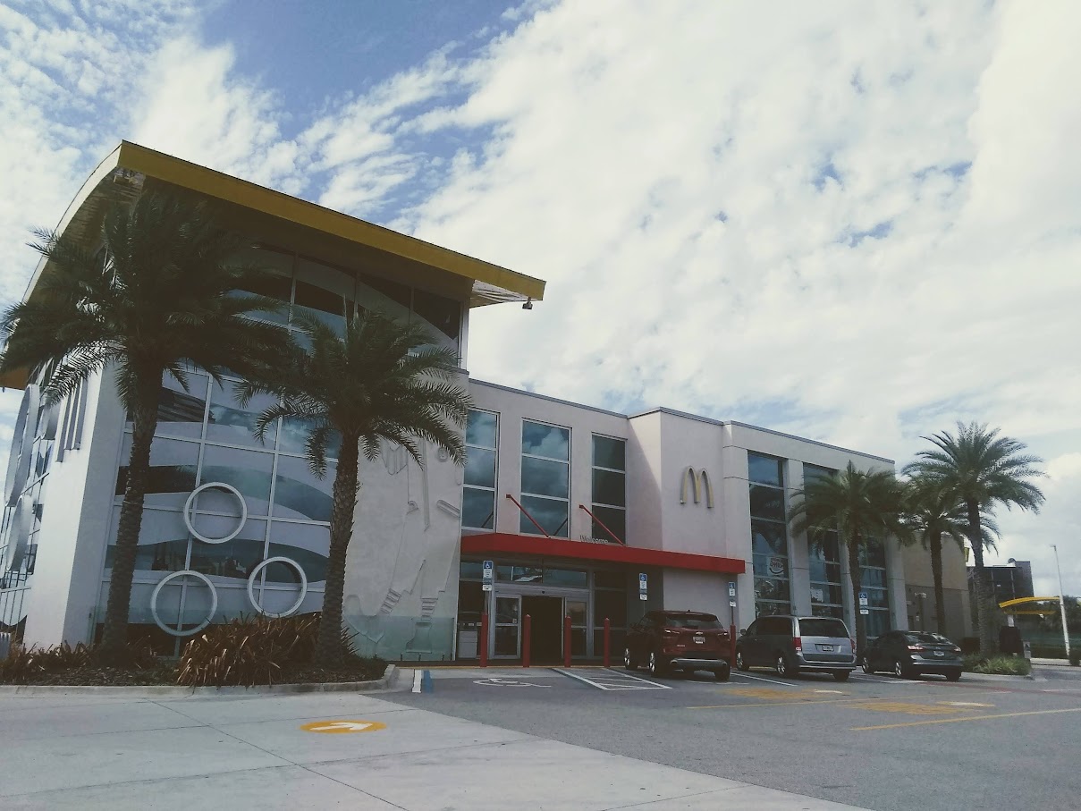 オーランドにあるビックな「マクドナルド(McDonald’s)」