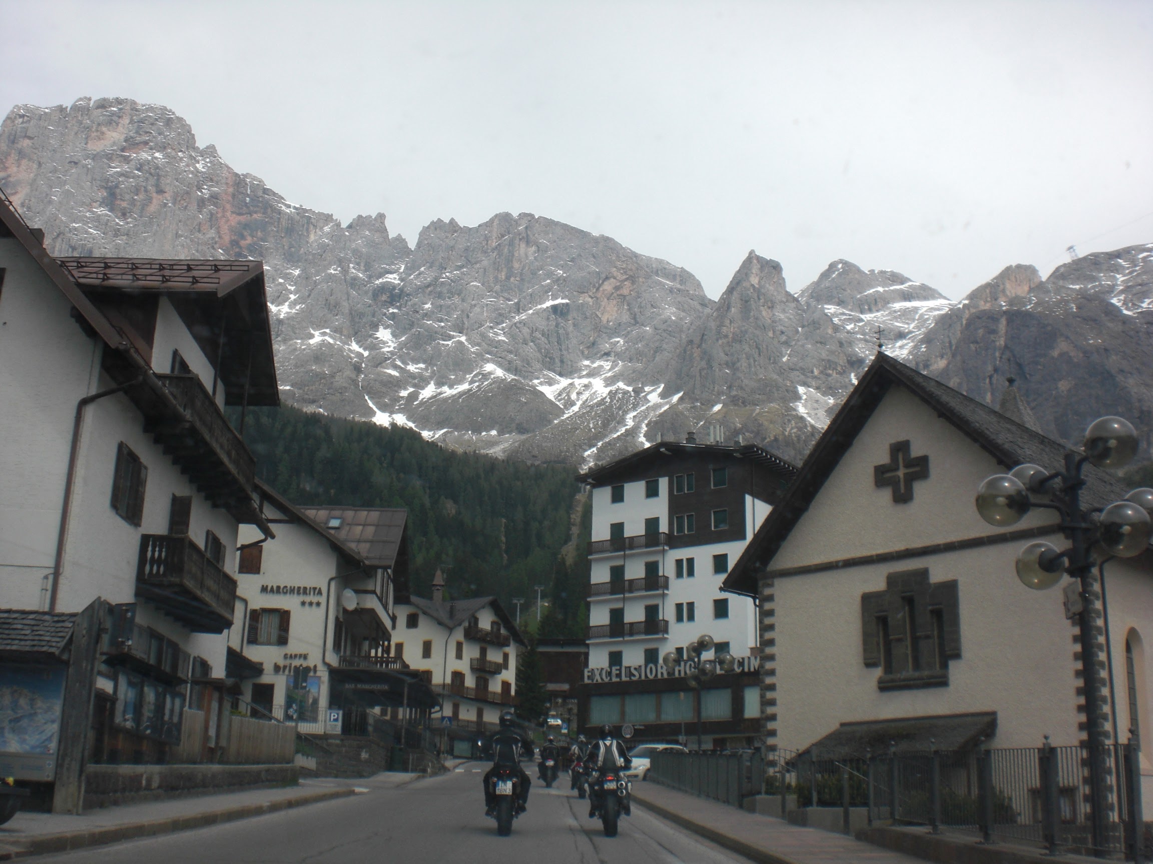 España・Italia・ประเทศไทย