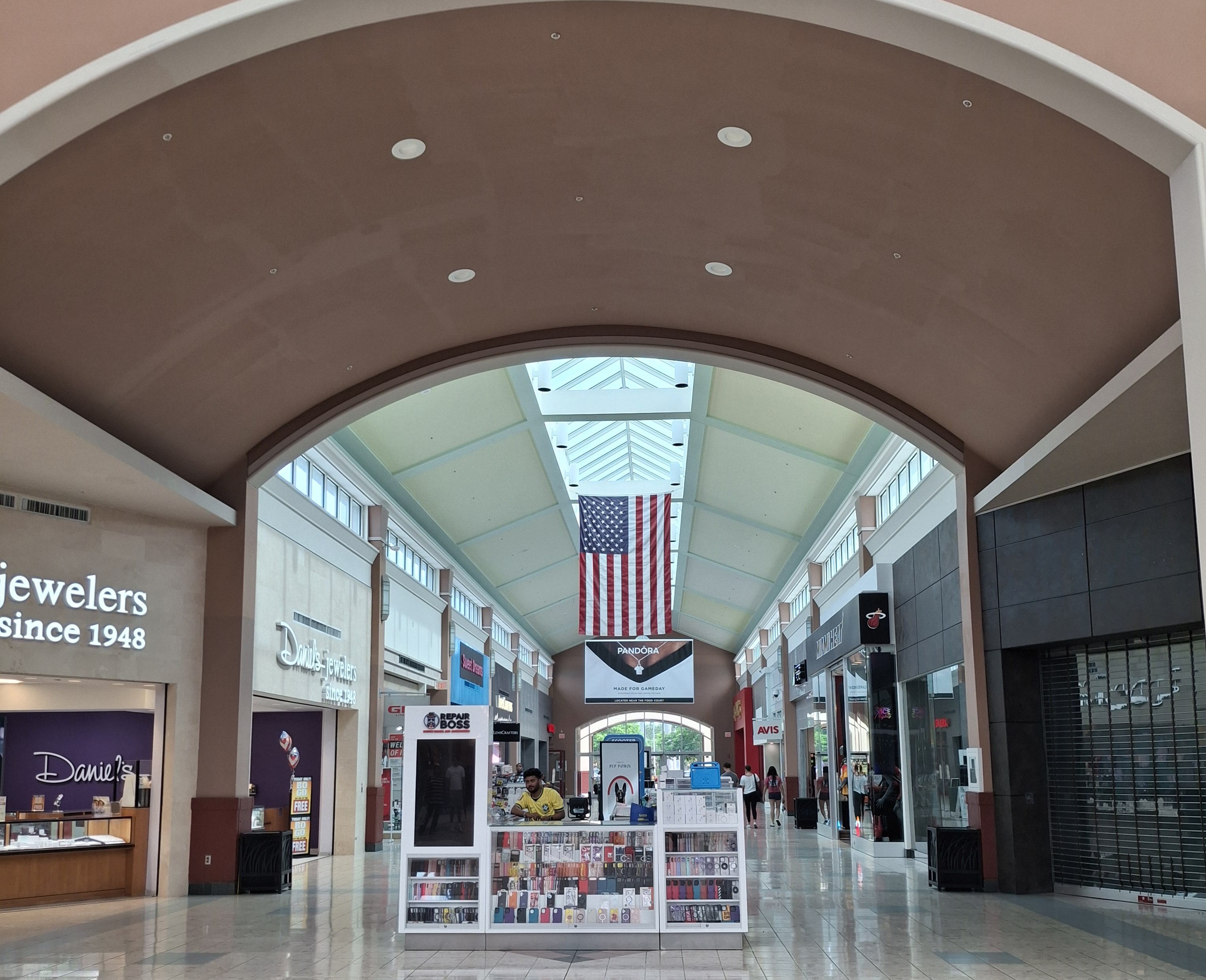 Shopping Mall